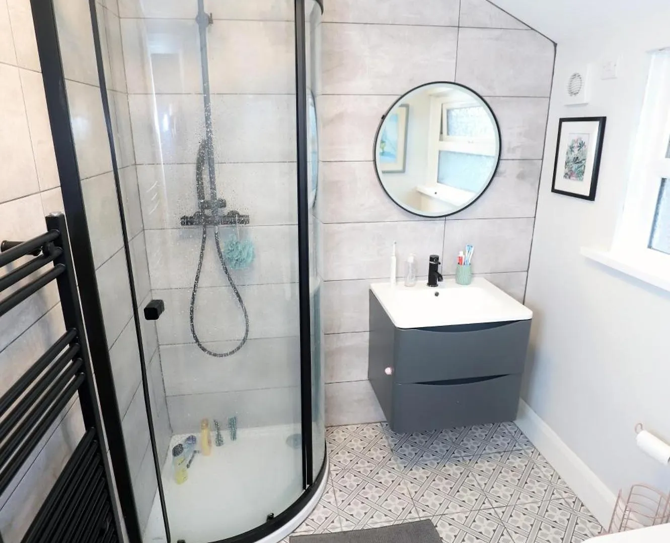 Belfast South City Apartment Sleeps 4 0*,  United Kingdom
